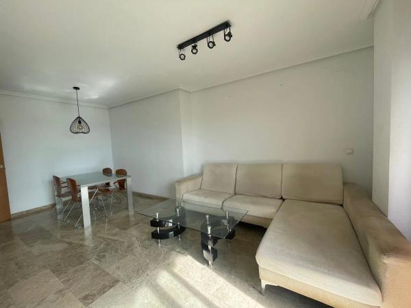 Piso en avenida Hospital