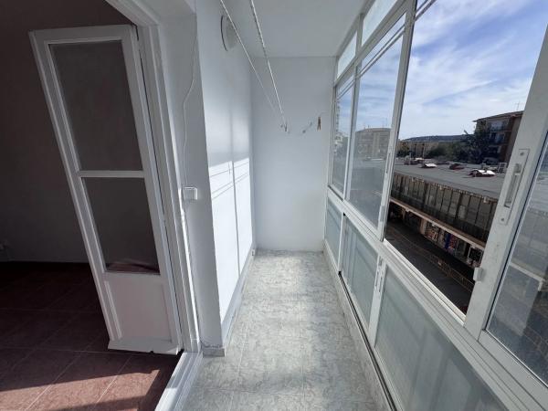 Piso en calle Villa de Chiva