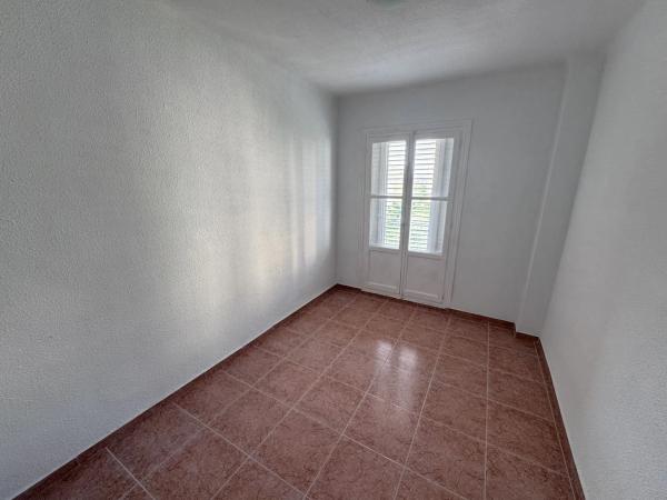 Piso en calle Villa de Chiva