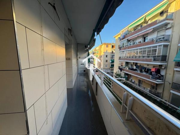 Piso en calle Señorita de Trevélez