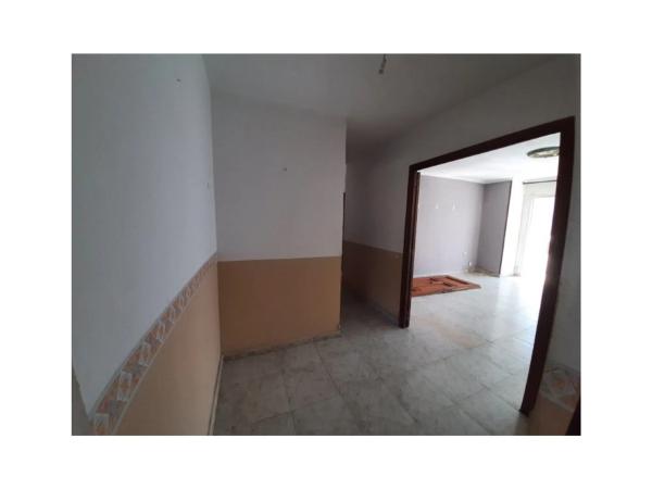 Piso en calle Alfaz del Pi, 4