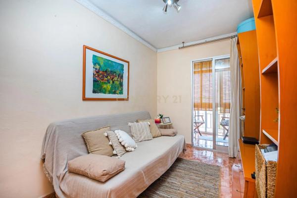 Piso en avenida Baronia de Polop, 7