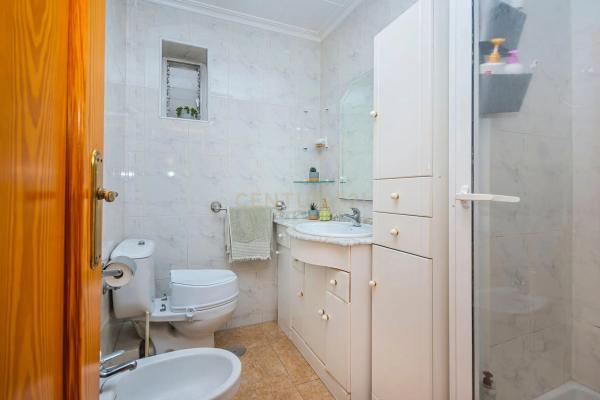 Piso en avenida Baronia de Polop, 7