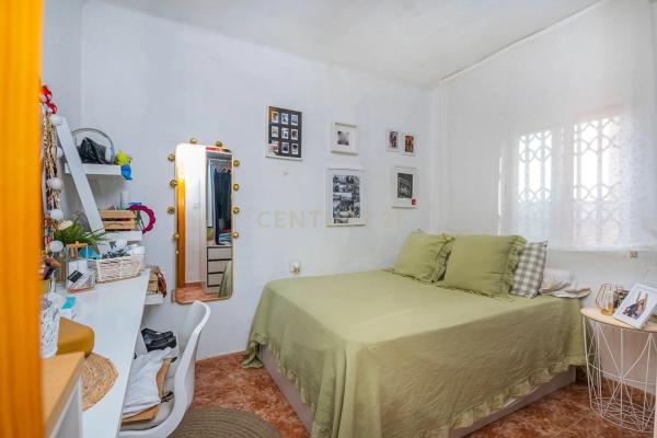 Piso en avenida Baronia de Polop, 7