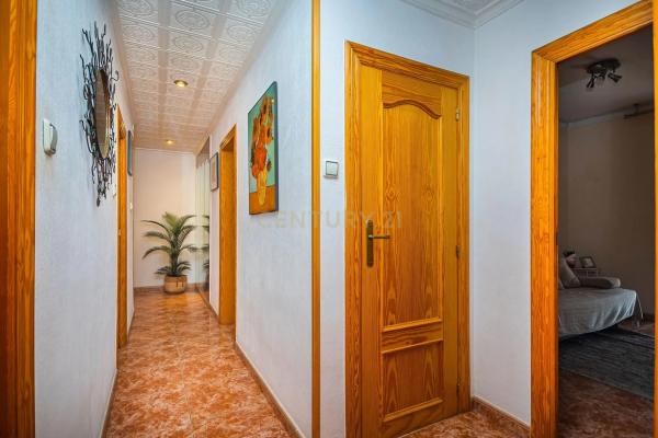 Piso en avenida Baronia de Polop, 7