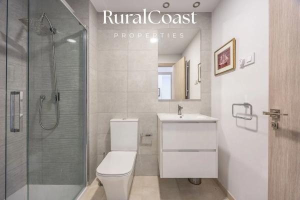 Chalet adosado en calle El Garrofer