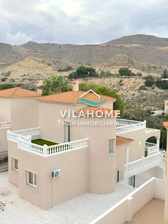 Casa independiente en calle d'Oriola