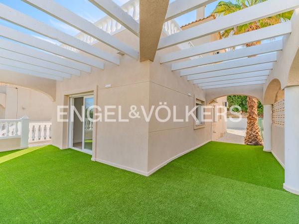 Casa independiente en calle de Torrevella