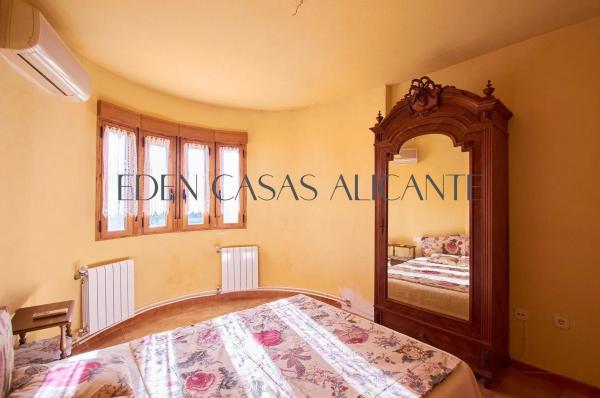 Chalet adosado en calle Vila Joiosa