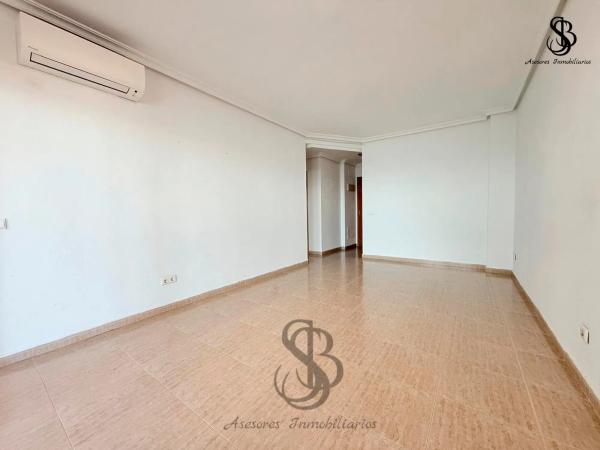 Piso en calle Sant Sebastià