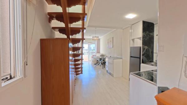 Ático en calle 25 d'Abril de 1707