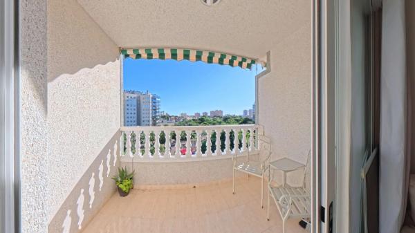 Ático en calle 25 d'Abril de 1707