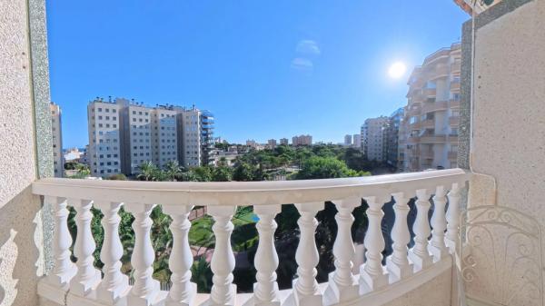 Ático en calle 25 d'Abril de 1707