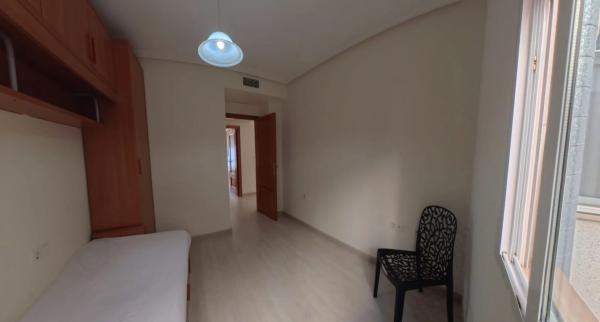 Ático en calle 25 d'Abril de 1707