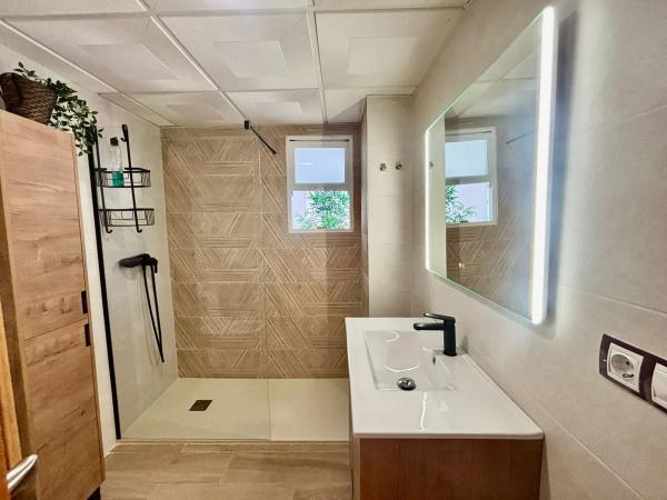 Piso en calle Montnegre, 14