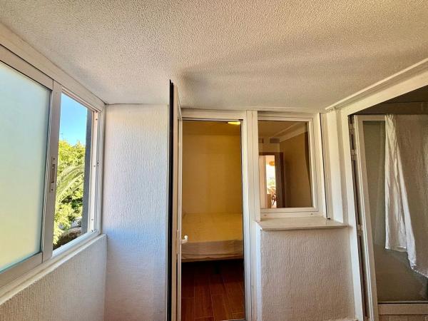 Piso en calle Montnegre, 14