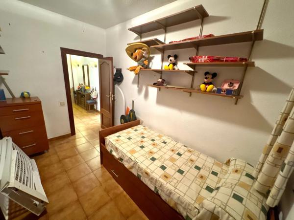 Piso en calle el Pinós