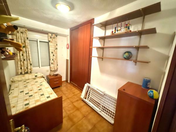 Piso en calle el Pinós