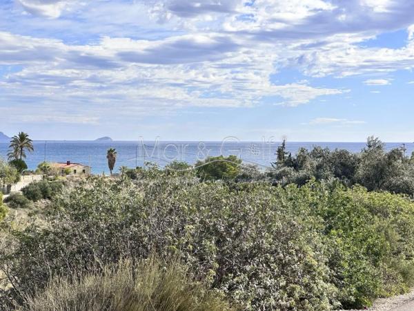 Casa independiente en calle de Torrevella