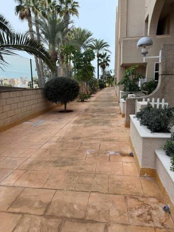 Dúplex en calle de Gastón Castelló