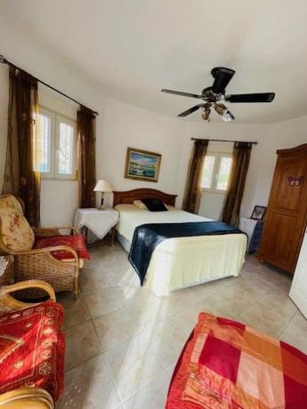 Casa independiente en calle de Gales