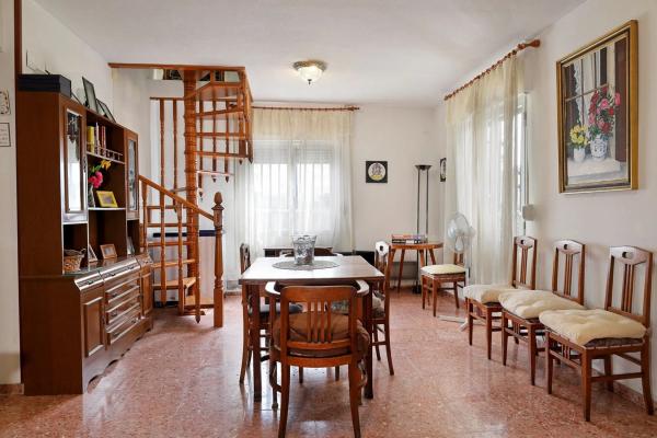 Casa independiente en calle Ibi