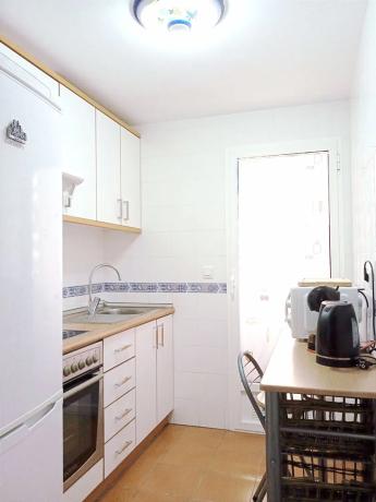 Piso en calle de la Nit, 1