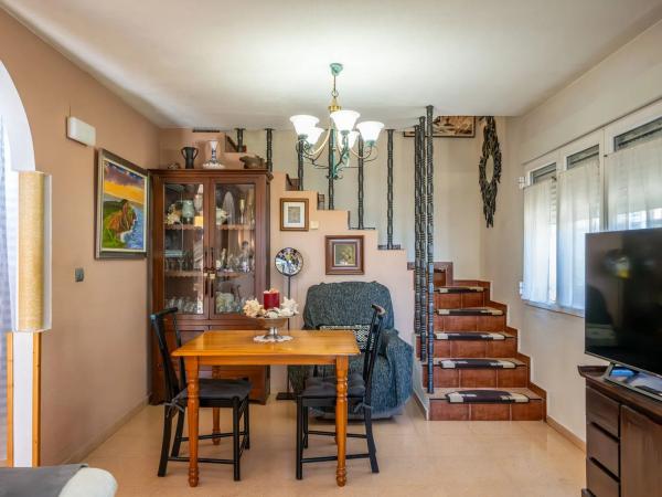 Casa independiente en calle Mig Jorn