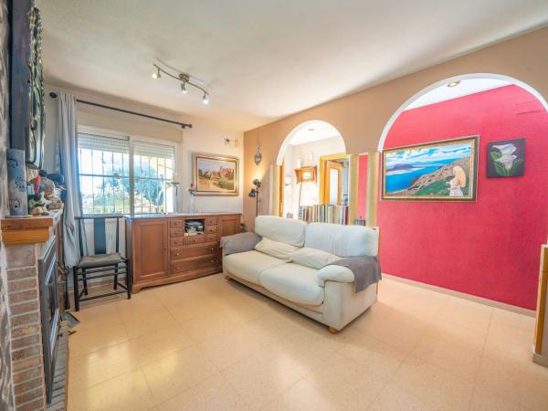 Casa independiente en calle Mig Jorn