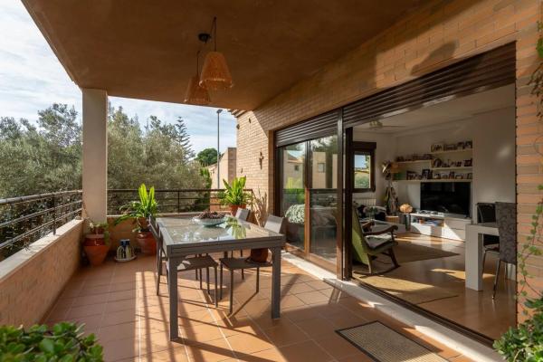 Chalet pareado en calle de la Sardina