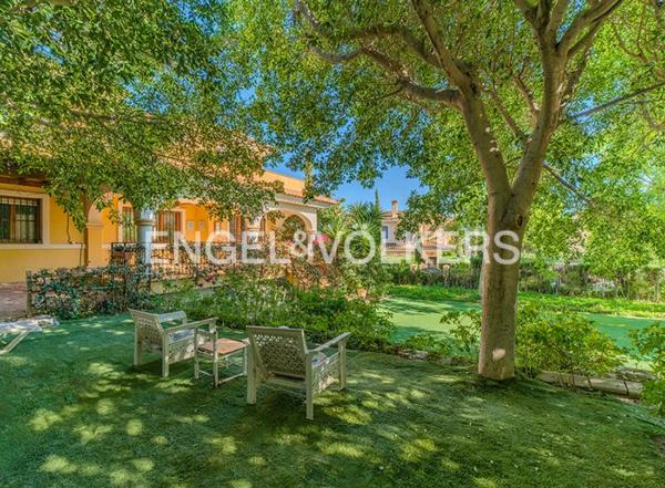 Casa independiente en calle de la Boira