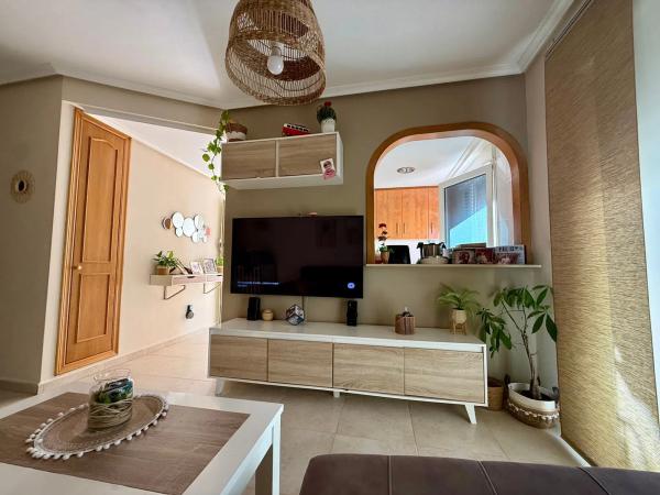 Chalet pareado en calle Algeps, 3