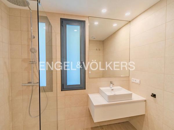 Chalet pareado en calle Alcalde Paco Seva, 3