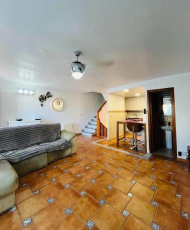 Chalet adosado en avenida de Creuetes