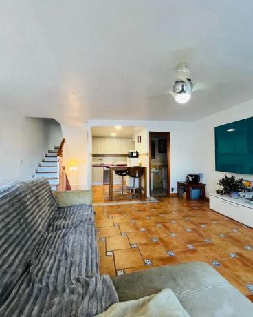 Chalet adosado en avenida de Creuetes