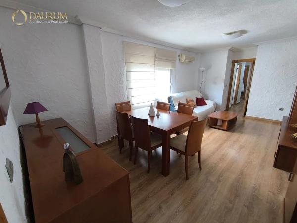 Piso en calle Calderón de la Barca