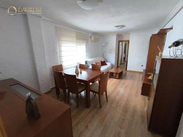 Piso en calle Calderón de la Barca