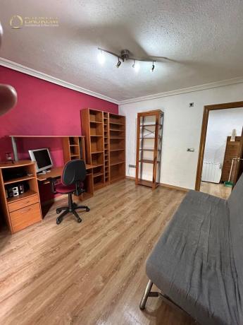 Piso en calle Calderón de la Barca