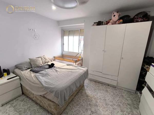 Piso en calle Colonia Santa Isabel