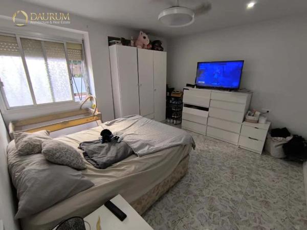 Piso en calle Colonia Santa Isabel