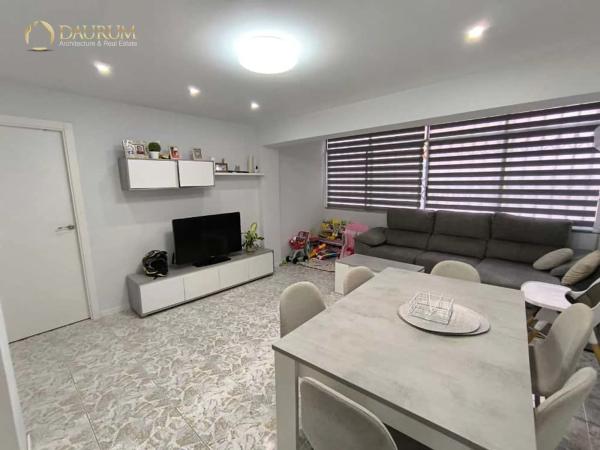 Piso en calle Colonia Santa Isabel