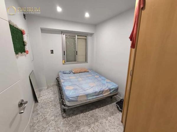 Piso en calle Colonia Santa Isabel