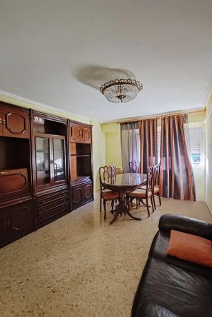 Piso en Barri Santa Rosa