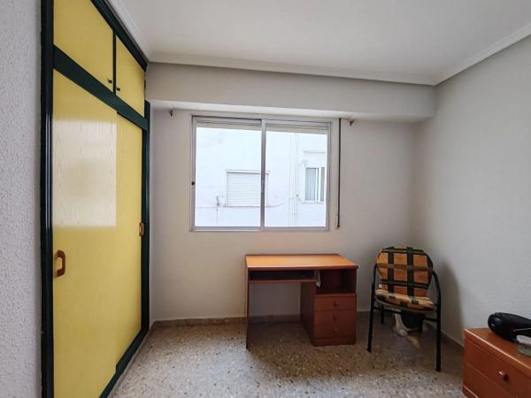 Piso en Barri Santa Rosa