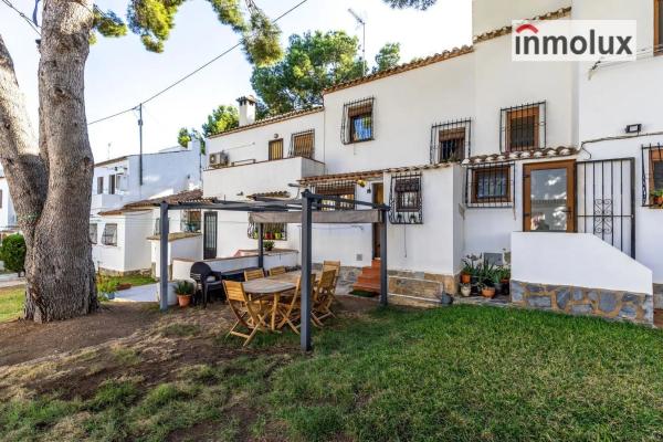 Chalet adosado en Urbanización Maigmó, 64