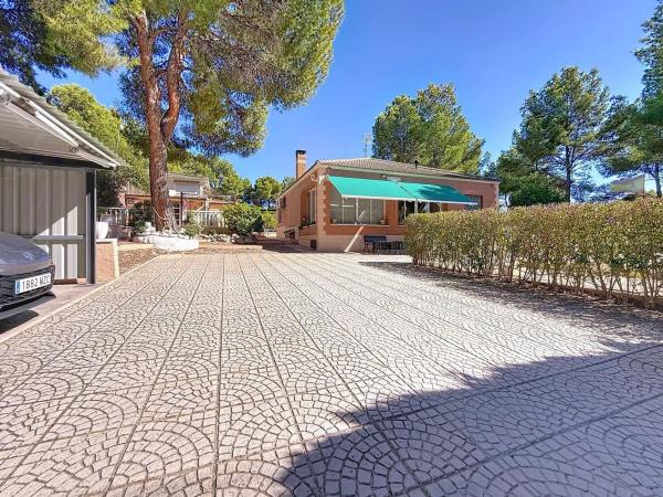 Casa independiente en via Sense Nom