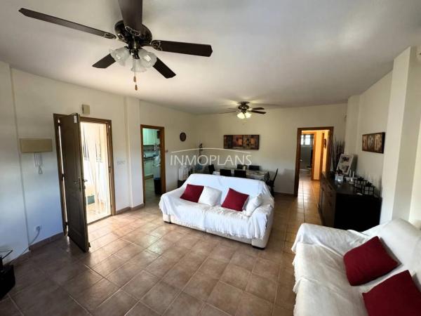 Casa independiente en calle Río Miño