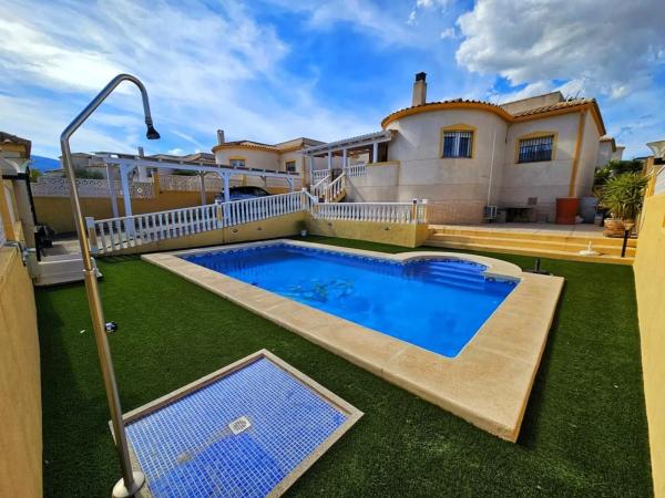 Casa independiente en calle Río Miño s/n