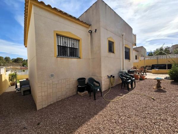 Casa independiente en calle Río Miño s/n