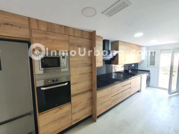 Casa independiente en via Sense Nom